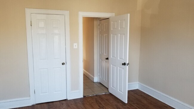 Building Photo - 1212 Harrison St