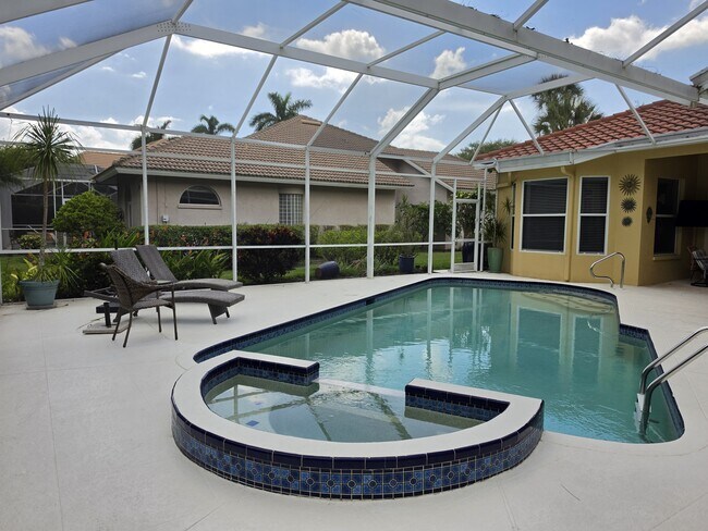 Building Photo - 8972 Lely Island Cir