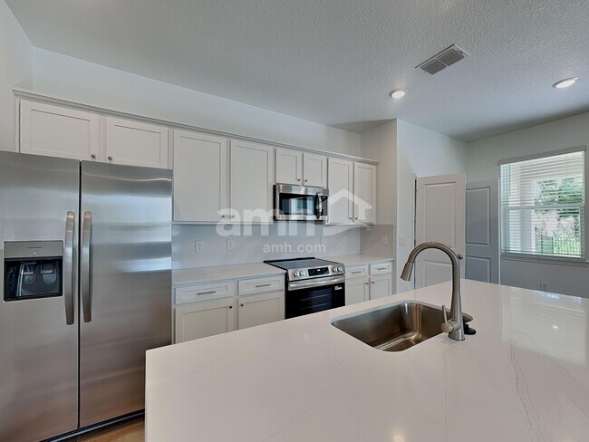 Building Photo - 4823 Rio Grande Cv