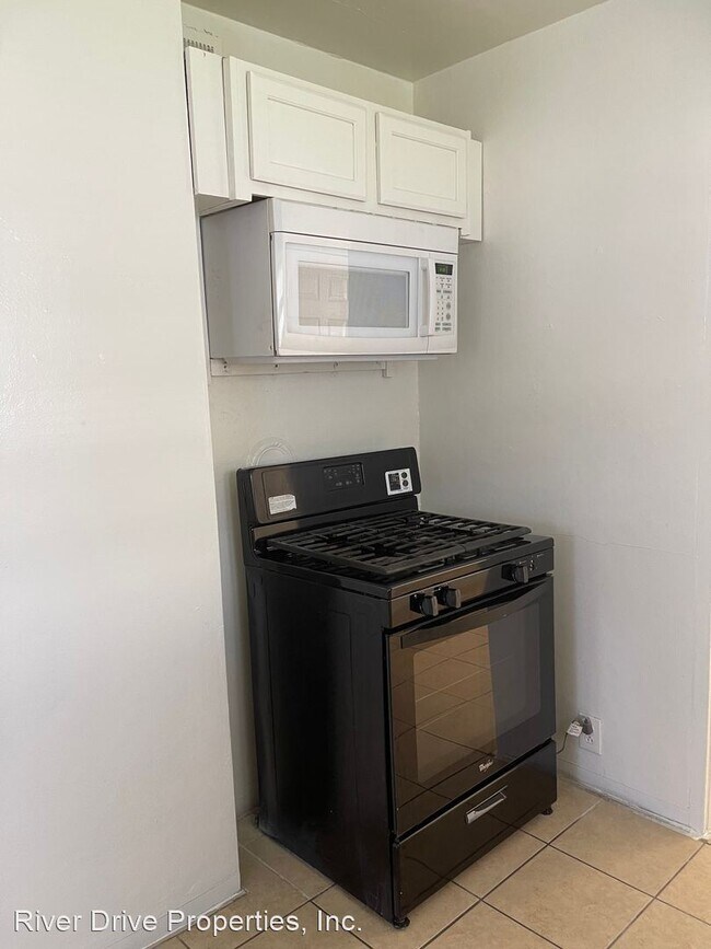 Building Photo - 1 br, 1 bath House - 778 E. Sonora Avenue