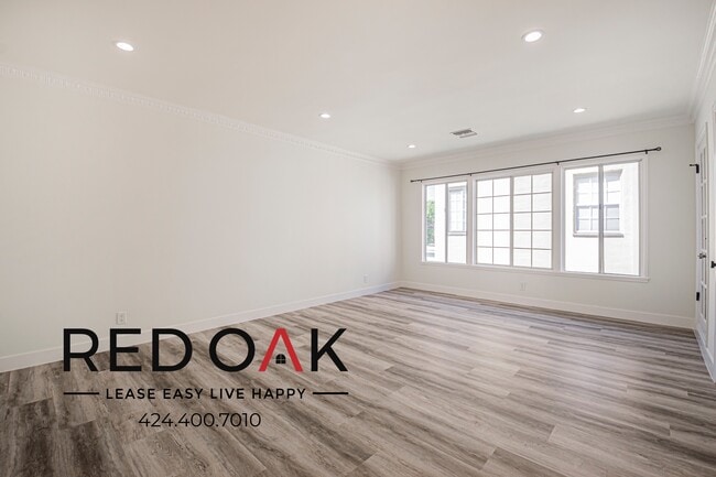 Building Photo - 441 Hayworth Ave