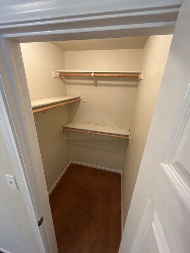 Building Photo - 3101 Yaupon Rd