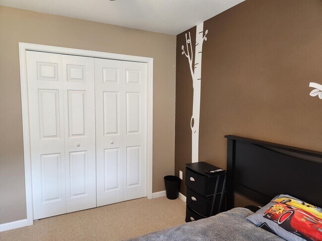 Building Photo - 8355 Nates Ln