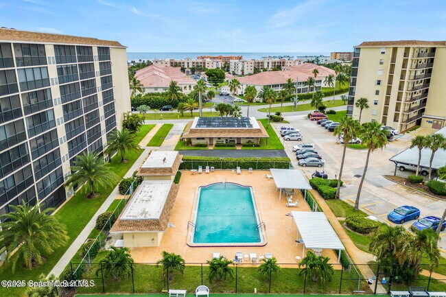Building Photo - 500 Palm Springs Blvd