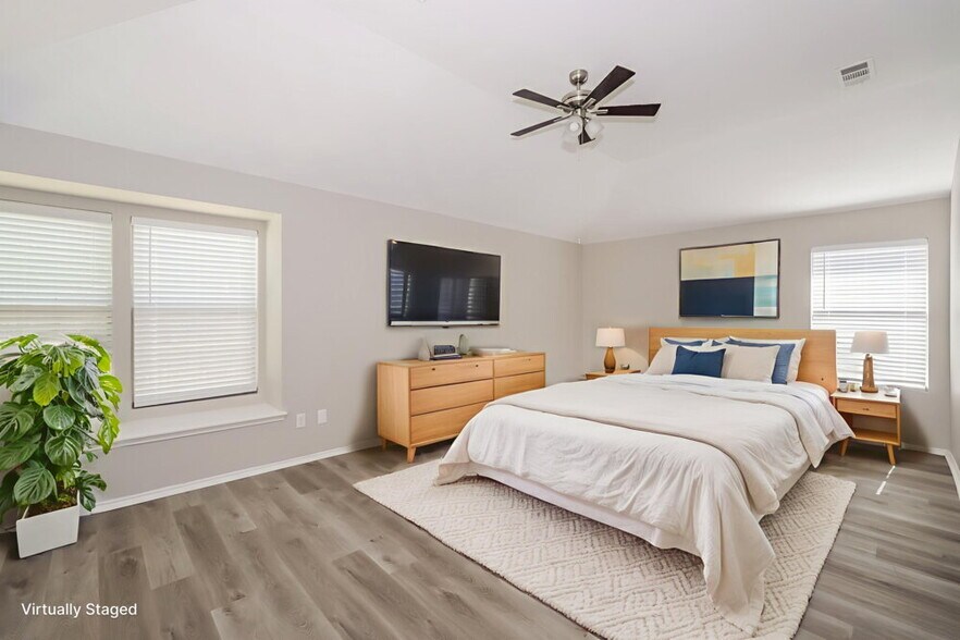 Building Photo - 620 Destin Dr