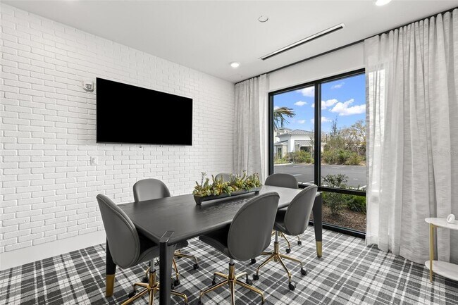 Building Photo - 7210 Interbay Blvd