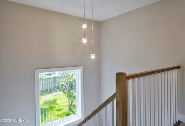 Building Photo - 28 Colfax St