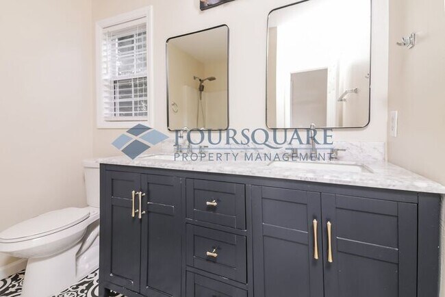 Building Photo - Single Family Home | One Story Home | Full...
