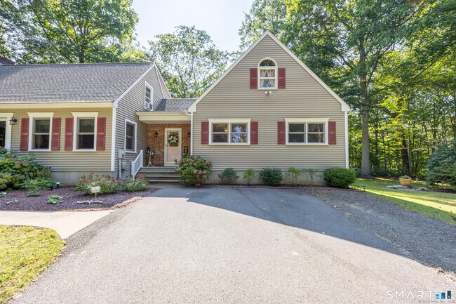 Building Photo - 7 Stephens Ct