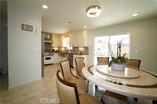Building Photo - 4700 Topanga Canyon Blvd