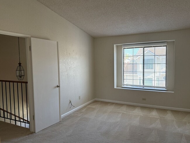 Building Photo - 4 Bedroom Almaden Home