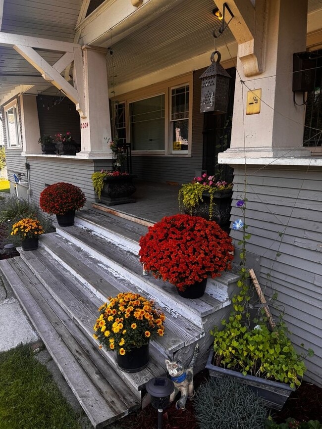 Building Photo - 3004 N Lincoln St