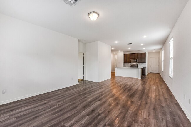 Building Photo - 21218 George Vancouver Ct