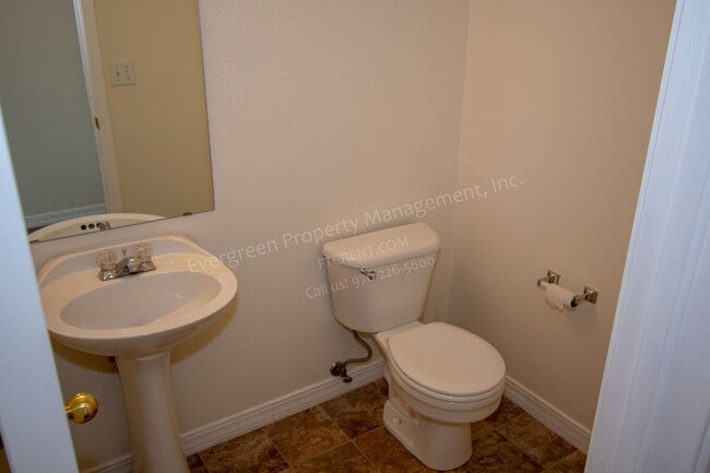 Building Photo - 2602 Timberwood Dr