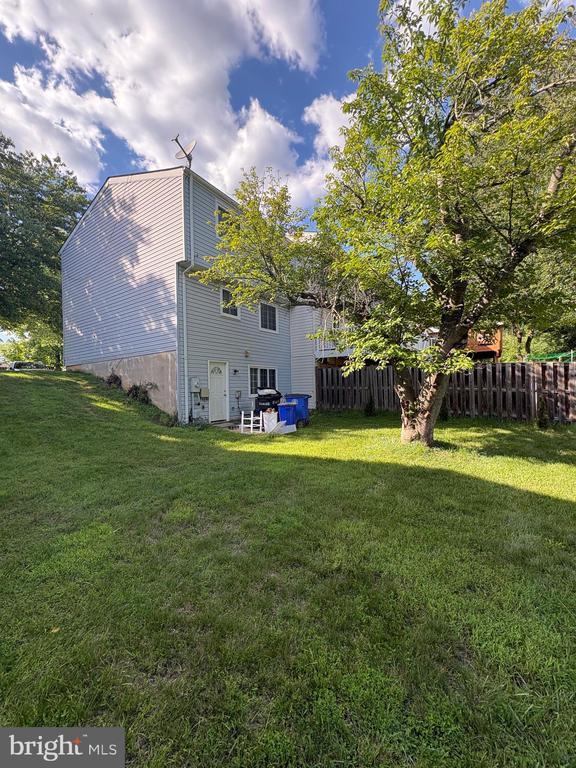 Building Photo - 11149 Captain's Walk Ct