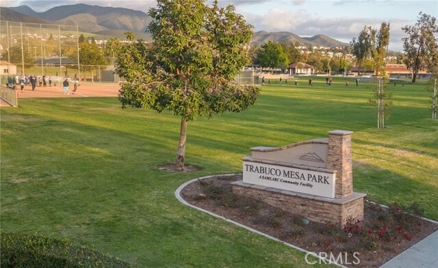 Building Photo - 4 Gavilan