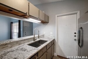 Building Photo - 14463 Edgemont St