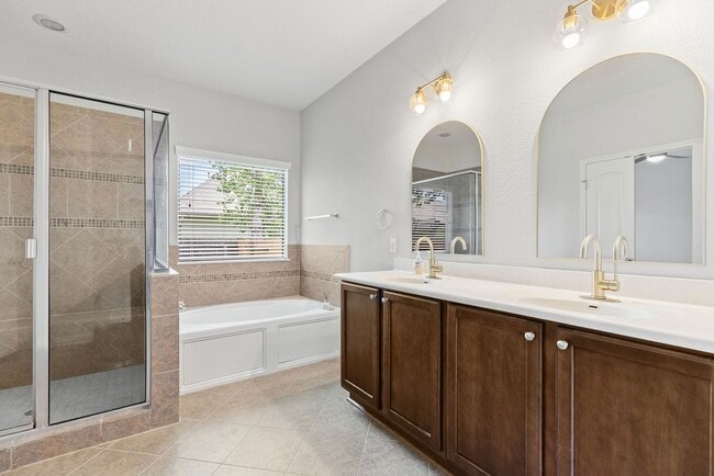 Building Photo - 2430 Santa Barbara Loop