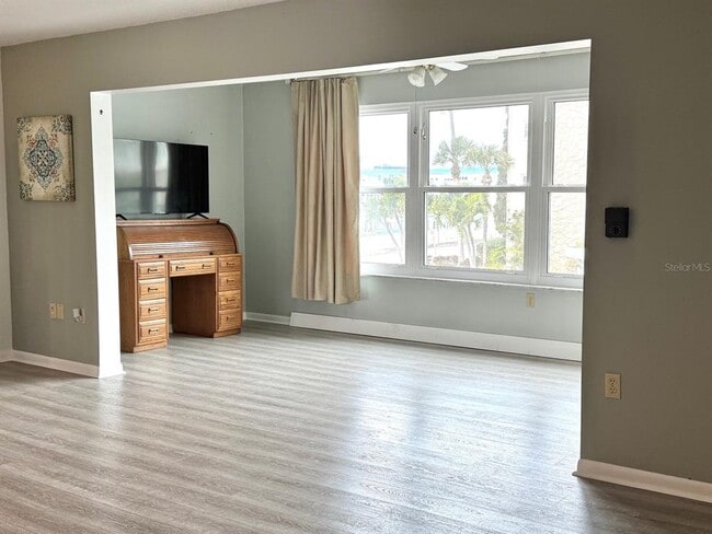 Building Photo - 3128 59th St S