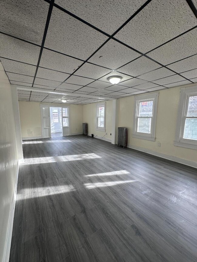 Building Photo - 153 Vine St