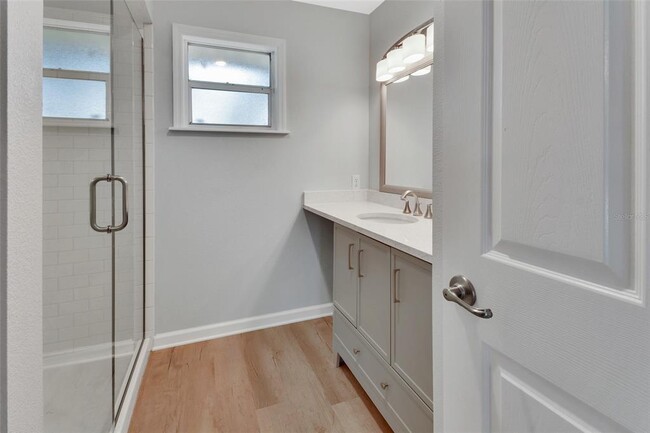 Building Photo - 2410 S Glen Eagles Dr