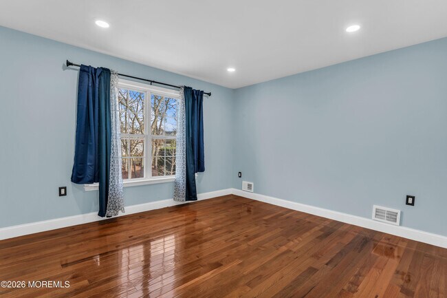 Building Photo - 4 Reuben Ct