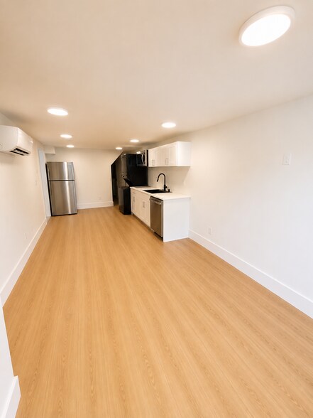 Building Photo - 3710 NE 189th Pl