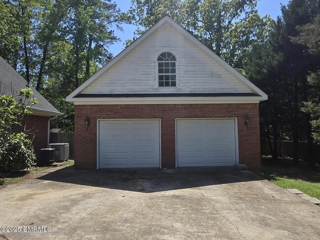 Building Photo - 270 Grand Cypress Dr