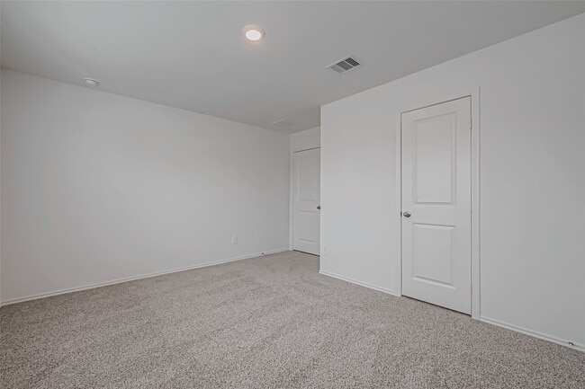 Building Photo - 2943 Sycamore Run Ln