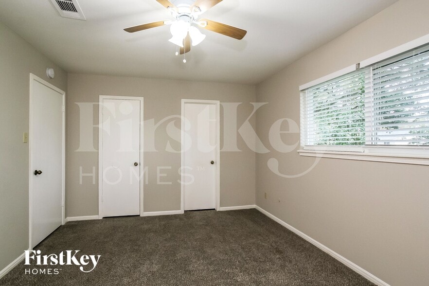 Building Photo - 17322 Tall Cypress Dr