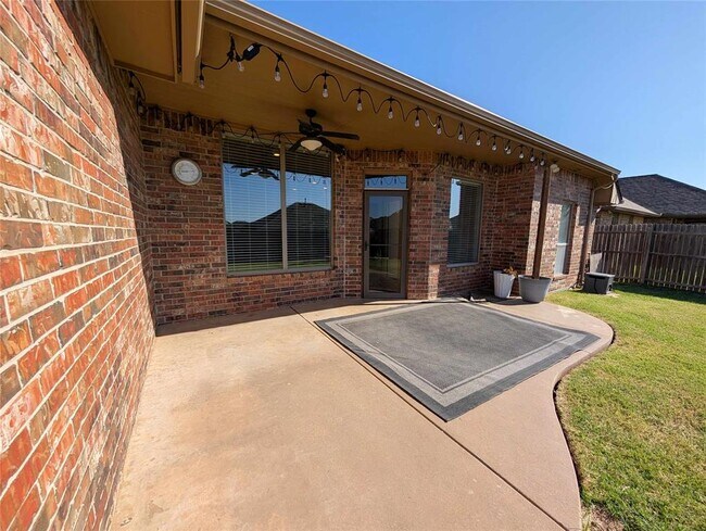 Building Photo - 2416 NW 153rd St