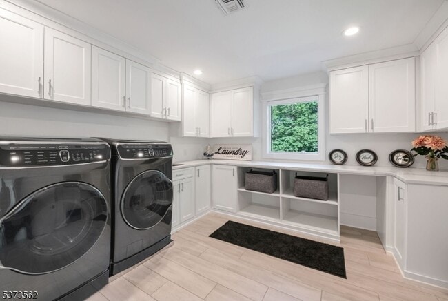 Building Photo - 315 Freemans Ln