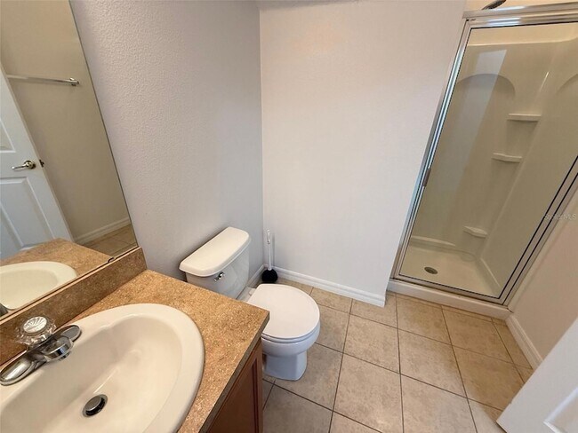 Building Photo - 5168 Regatta Dr