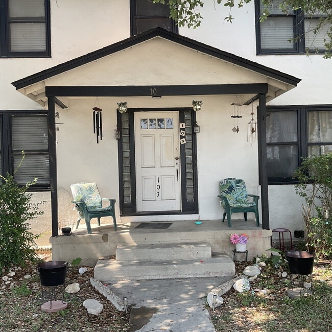 Building Photo - 103 Thomas Jefferson Dr