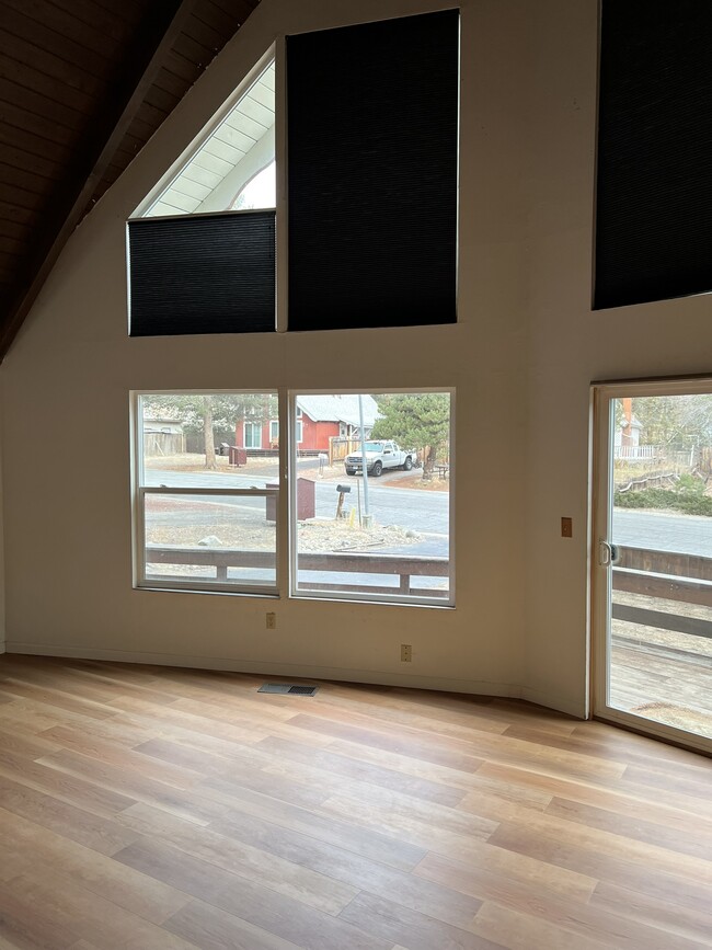 Building Photo - 1506 Murietta Dr