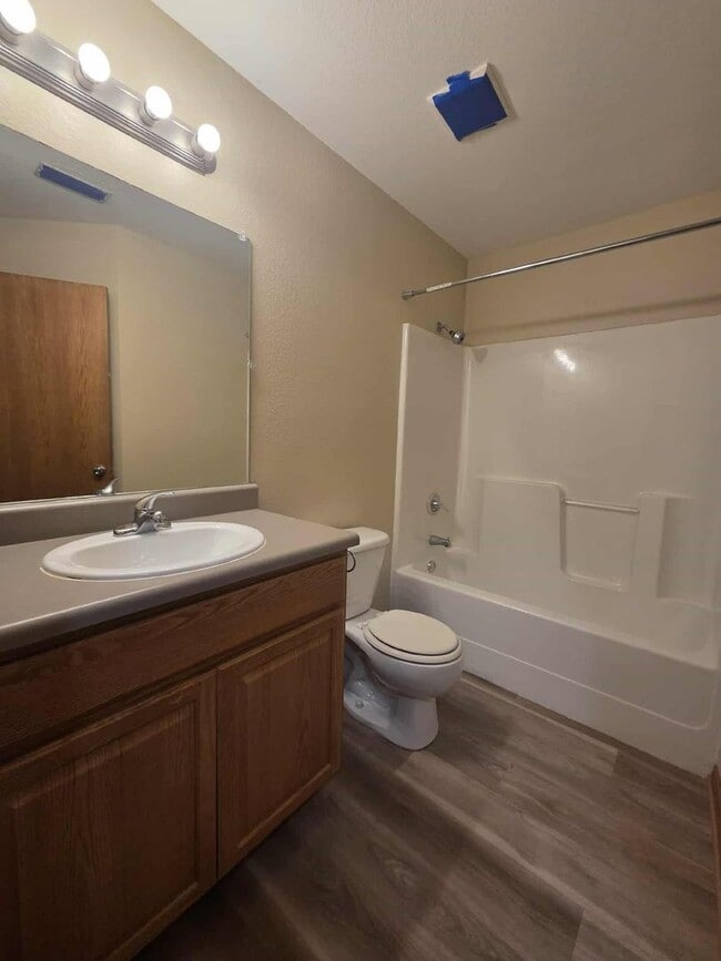 Building Photo - Affordable rental!!!