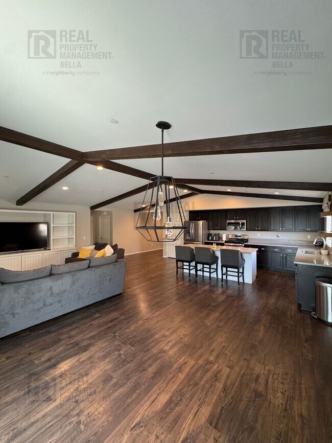 Building Photo - 31372 McKenna Ct