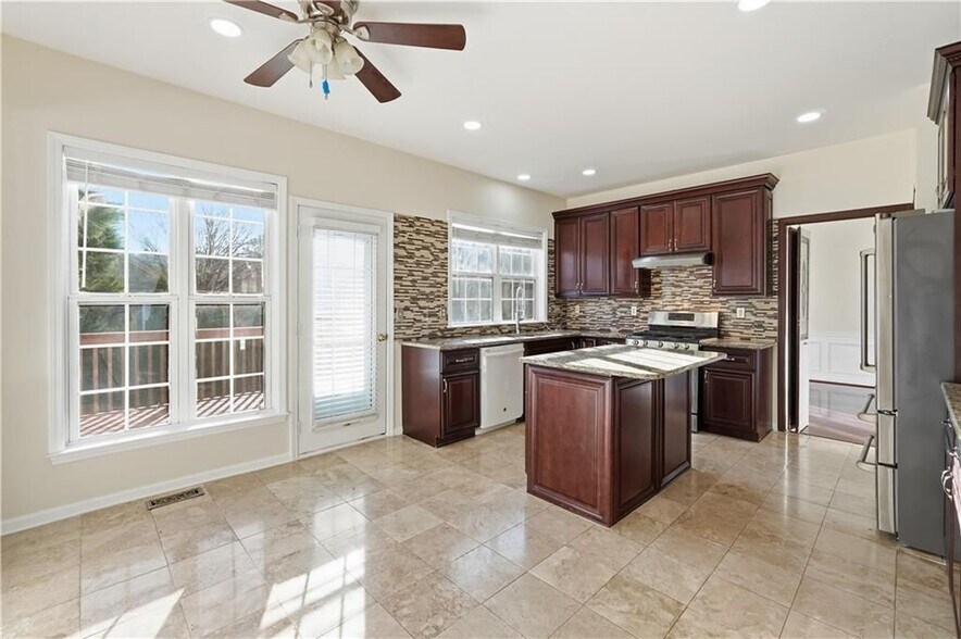 Building Photo - 348 Santa Anita Ave