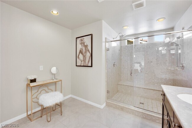 Building Photo - 9770 Hawk Crest St