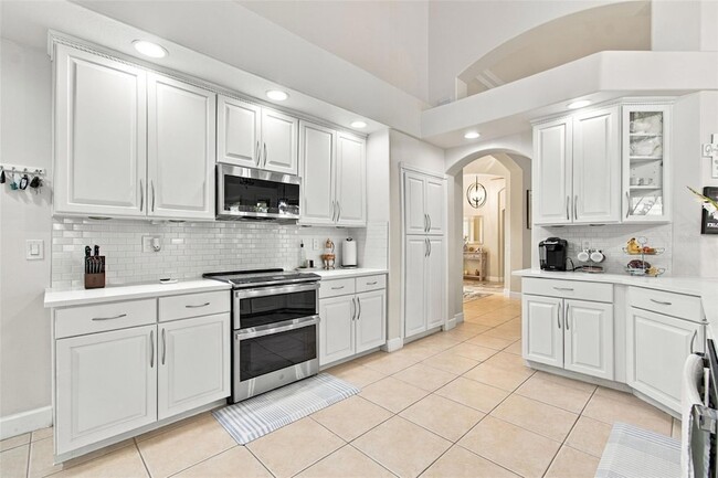 Building Photo - 17323 Emerald Chase Dr