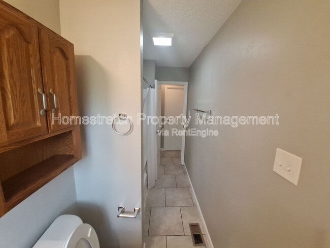 Building Photo - 1354 Cabrillo Dr