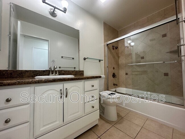 Building Photo - 2738 W Appalachian Ct