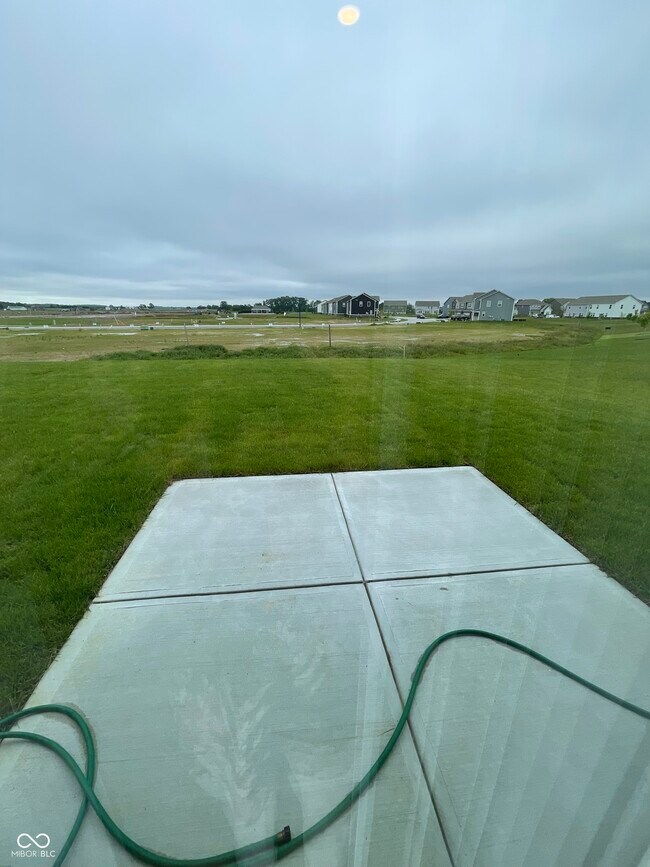 Building Photo - 1717 Woods Edge Dr