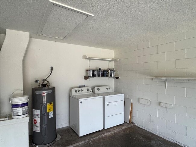 Building Photo - 3239 Cottonwood Ct