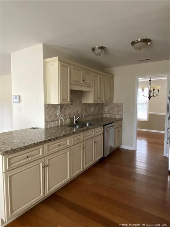 Building Photo - 50 Breezewood Dr