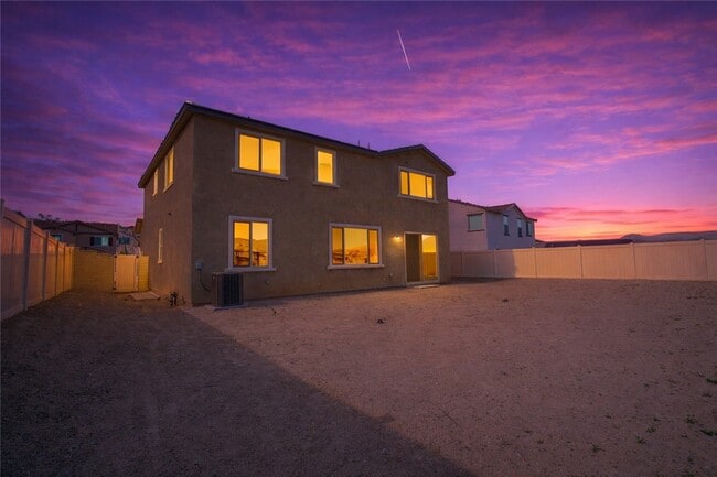 Building Photo - 4262 Empressa Cir