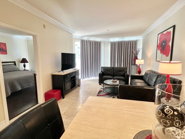 Building Photo - Meridian FURNISHED 2 BDR /2 BATH Luxury Condo - RESORT STYLE LIVING, 1-1/2 Blocks From The Heart ...