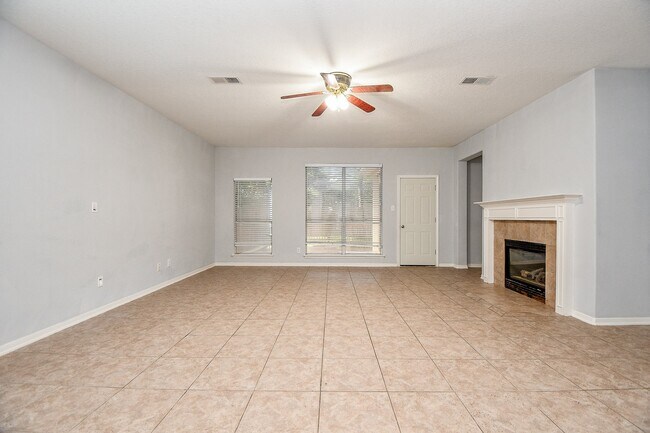 Building Photo - 3019 Red Oak Leaf Trail