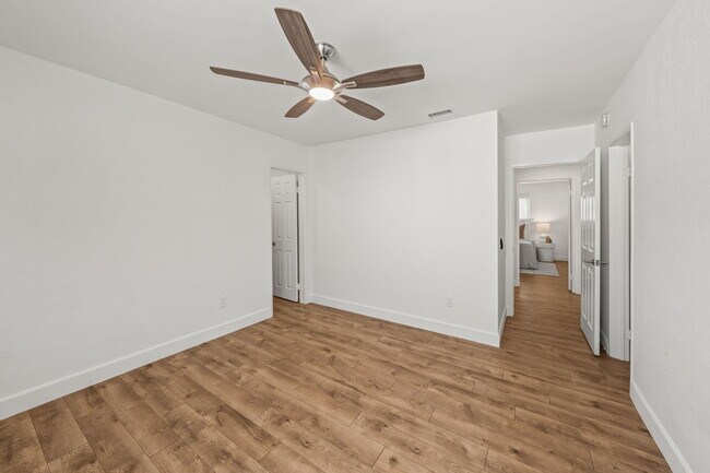 Building Photo - 4741 Choctaw Dr