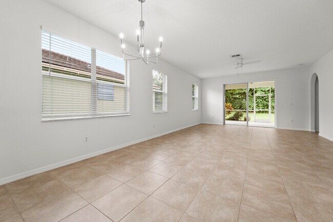 Building Photo - 9588 SW Flowermound Cir